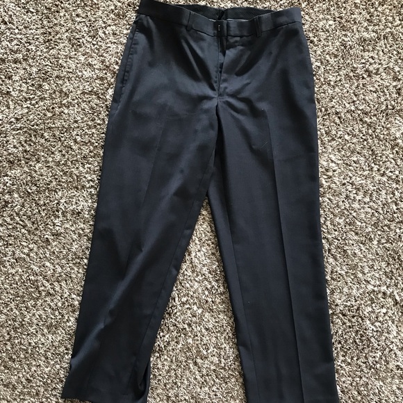 Geoffrey Beene Men’s suit jacket and pants - Picture 7 of 8